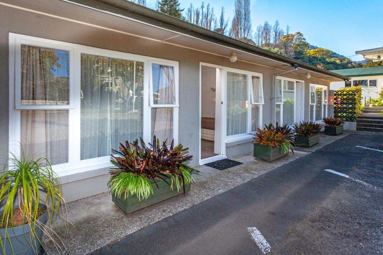 Brookby Motel Thames Bagian luar foto